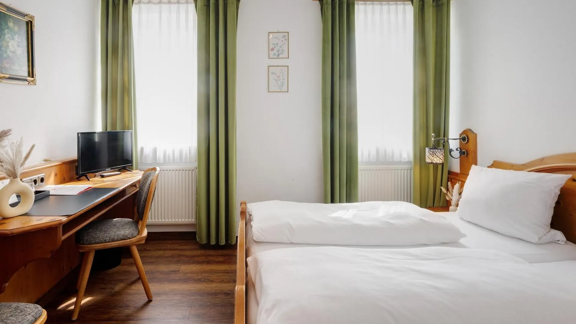 Gasthaus & Hotel 